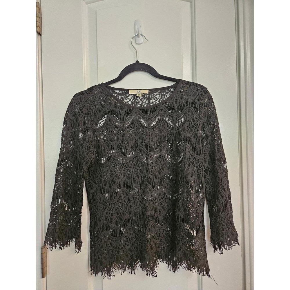 Ya Los Angeles longe sleeve lace top, size medium, black